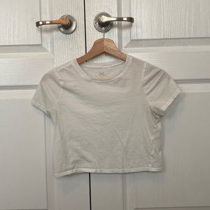 White cropped tee